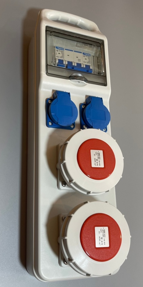 Rozdzielnica Przenośna 2×230 V + 2×32 A